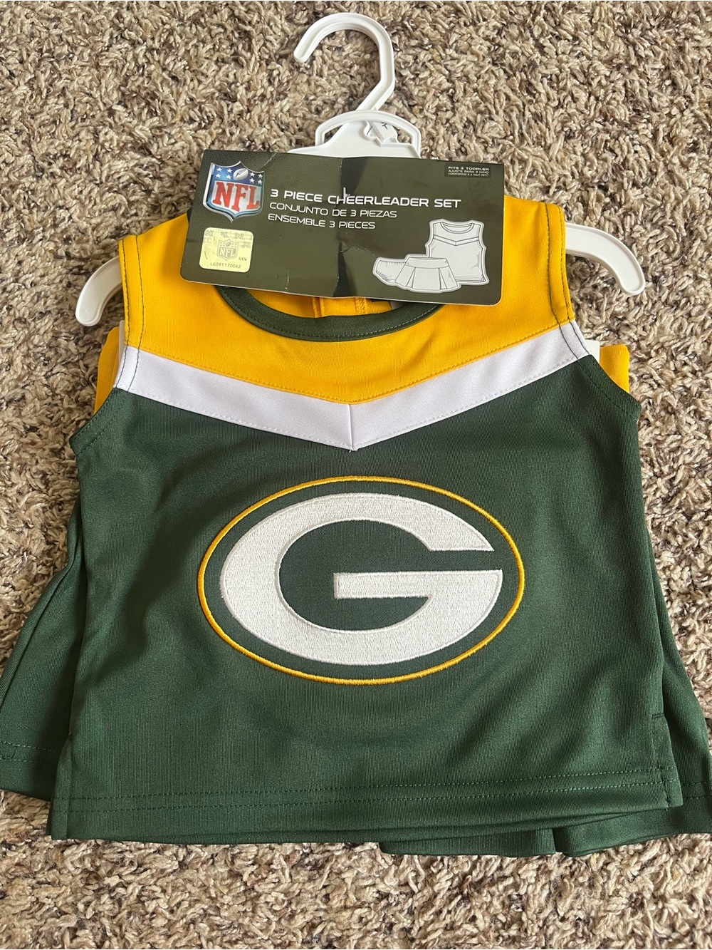 Green Bay Packers NFL Cheerleader Set (NWT) - Sporty, Athletic, Football